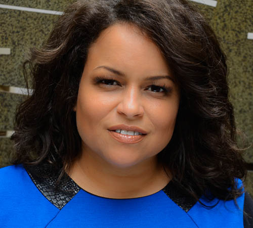 Rhina Valentin “La Reina” Steps On Stage To Benefit 7th Annual Pa’l Pueblo