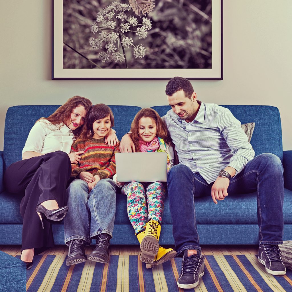 Make The Most Of The Holiday Season With Frontier Communications!